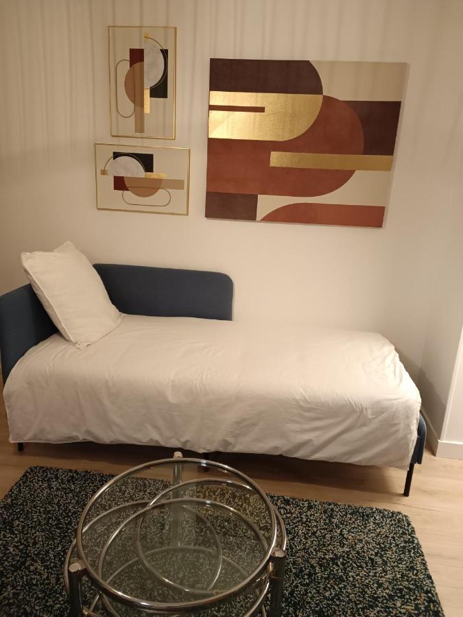 Chelles Centre Ville 2 Chambres Pres Des Bords De Marne 10 Minutes A Pieds De La Gare De Chelles-Gournay 5 Minutes De La Gare De Vaires-Sur-Marne 20 Minutes De Disneyland Jusqu'A 5 Couchages Possibles Buitenkant foto